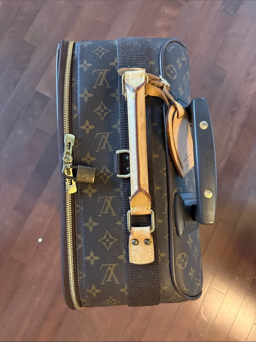 Louis Vuitton Monogram Canvas Rolling Suitcase in Brown and Tan - Picture 5 of 7
